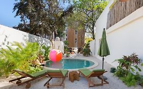 Oostel Smart Hostel - Tulum Pueblo (Adults Only)